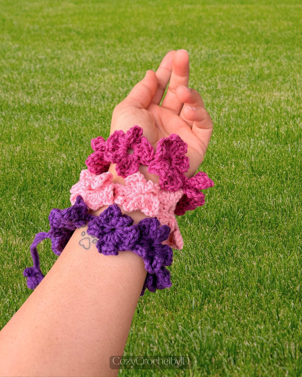 Crochet Flower Choker Necklace, Daisy Chain Bracelet, Boho Festival Jewelry